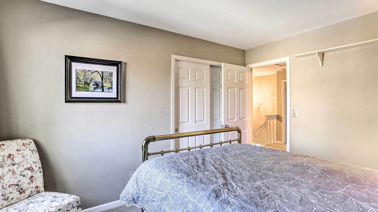 Photo of Bedroom in Englewood
