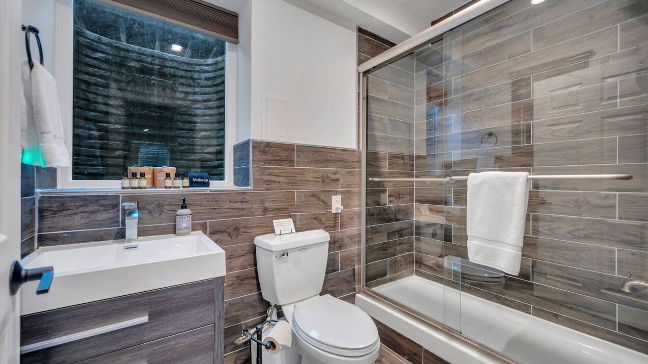 Photo of Bathroom in Mount Marion