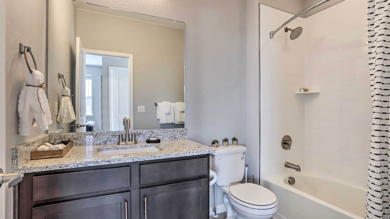 Photo of Bathroom in Dupont