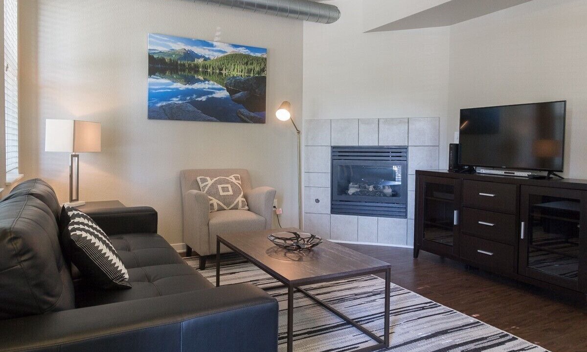 Photo of Livingroom in Rural North Boulder