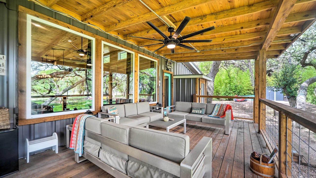 Photo of Patio Balcony in Blanco
