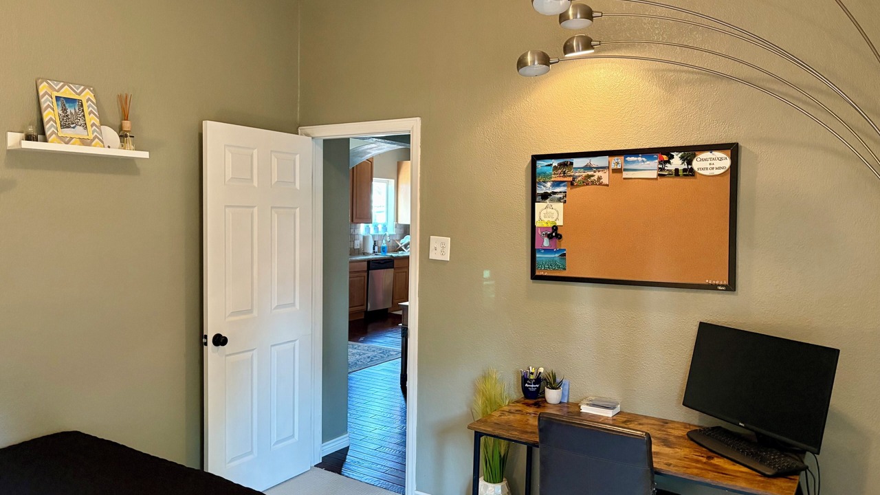 Photo of Bedroom in Englewood