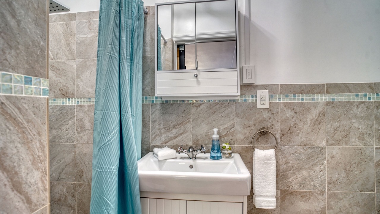 Photo of Bathroom in Vina Del Mar Island