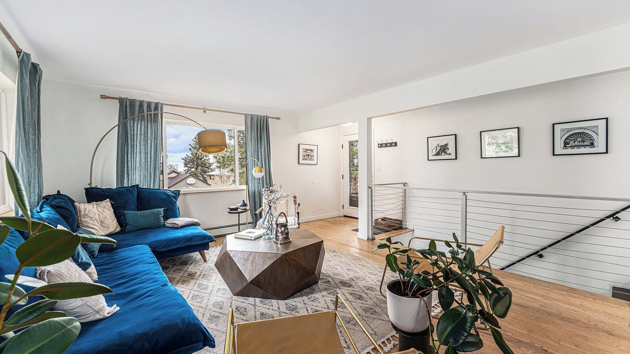 Photo of Livingroom in Highland Park