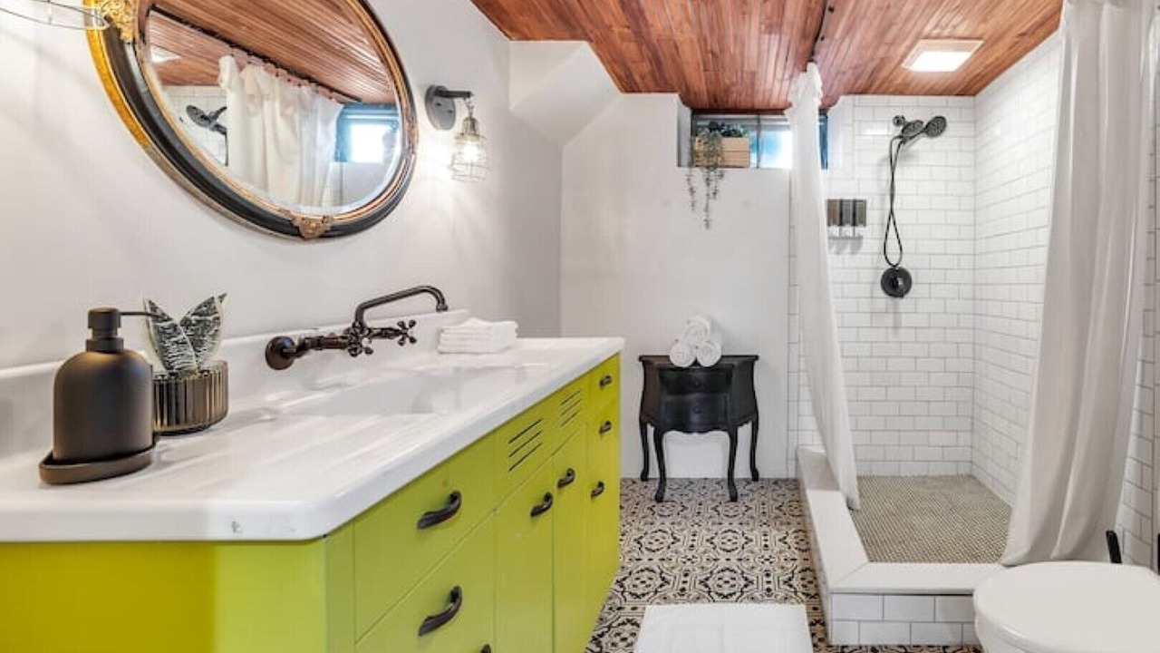 Photo of Bathroom in Drayton Plains