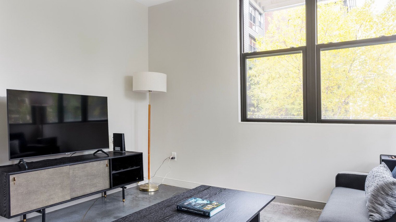 Photo of Livingroom in Commonwealth