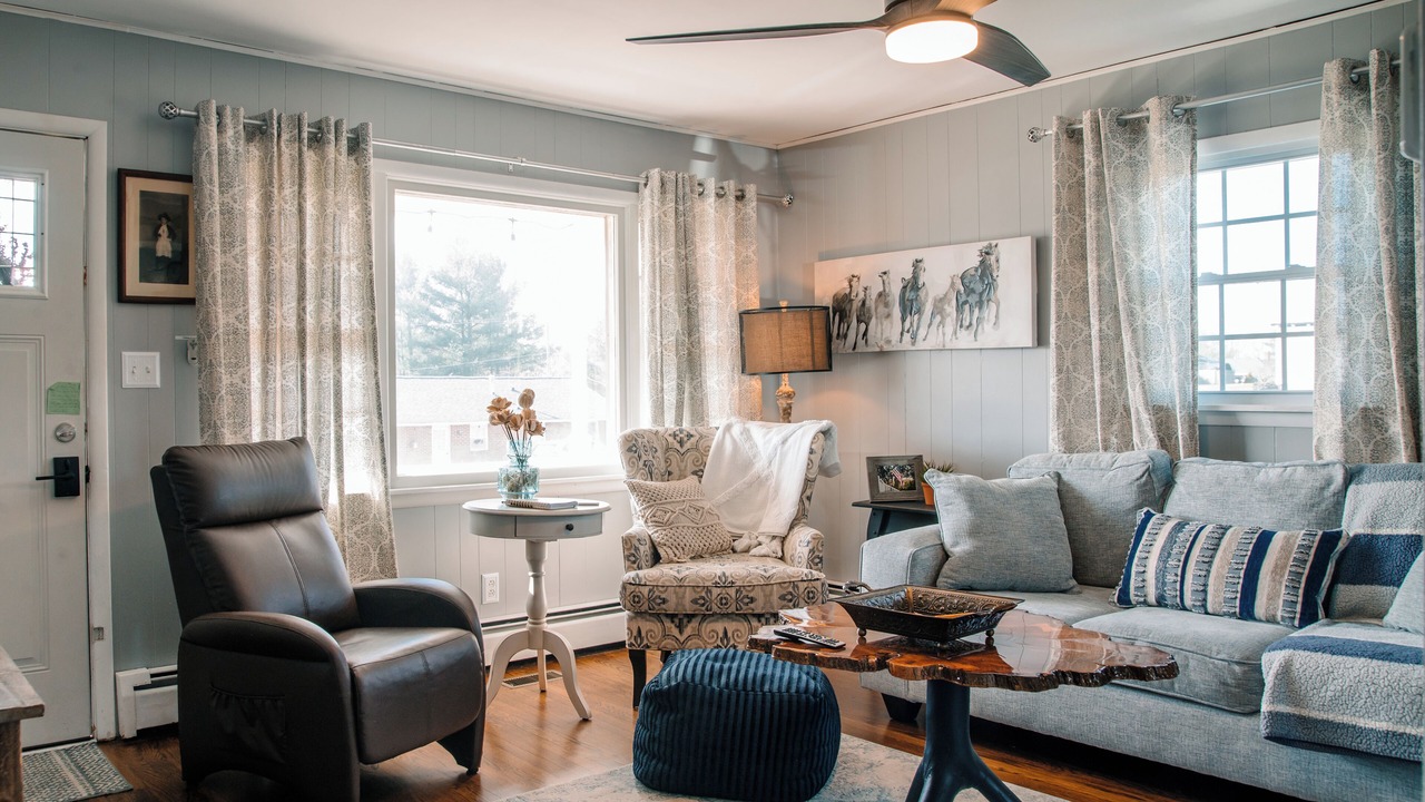Photo of Livingroom in Lewisburg
