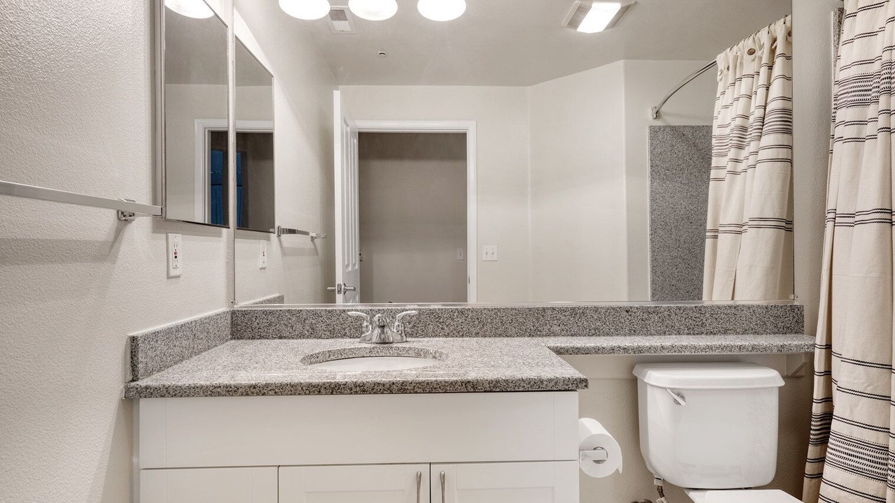 Photo of Bathroom in Central San Mateo