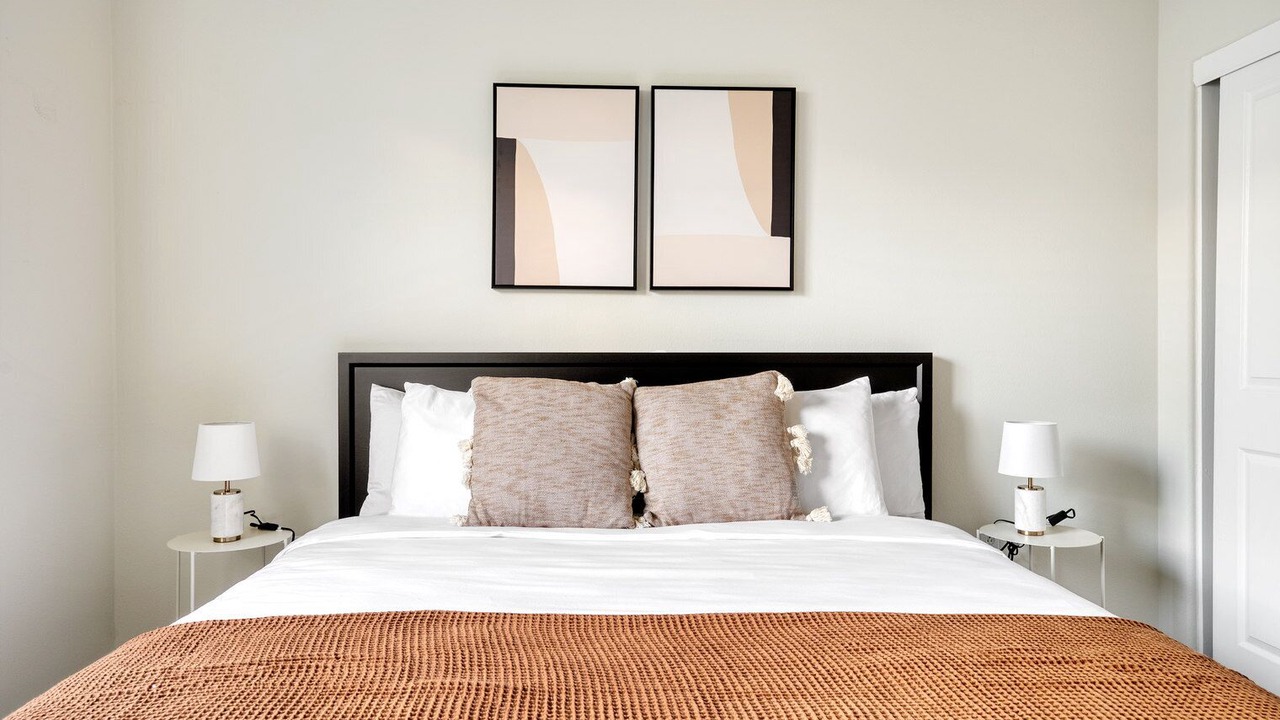 Photo of Bedroom in Central San Mateo