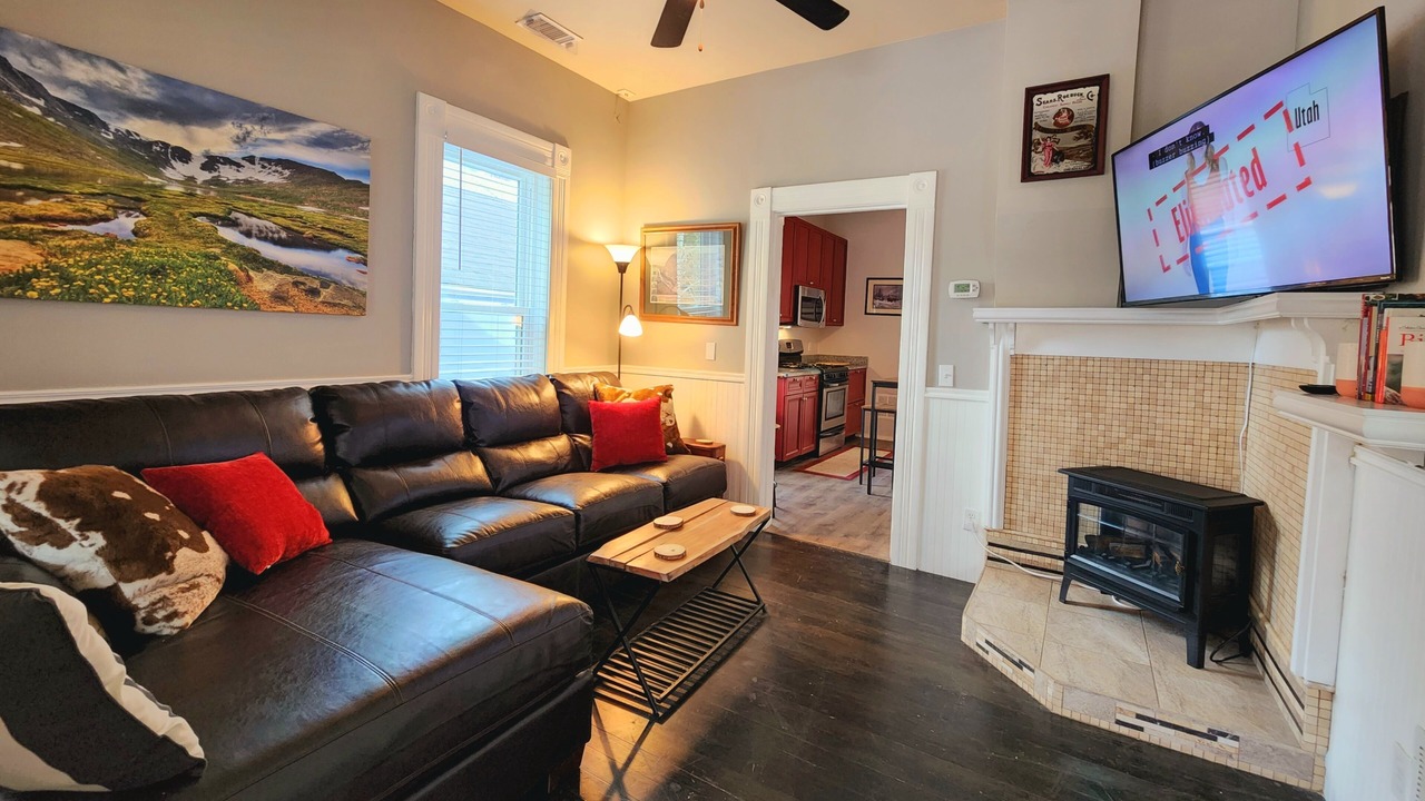 Photo of Livingroom in Idaho Springs