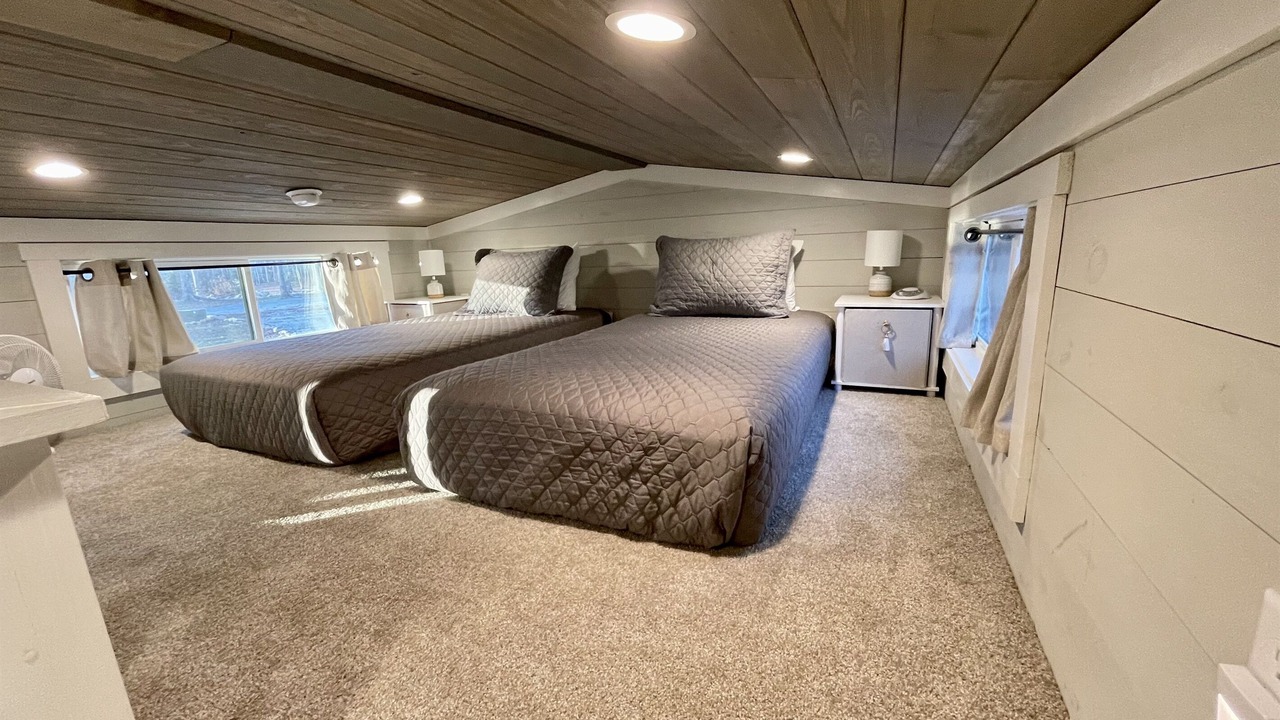 Photo of Bedroom in Tracy City