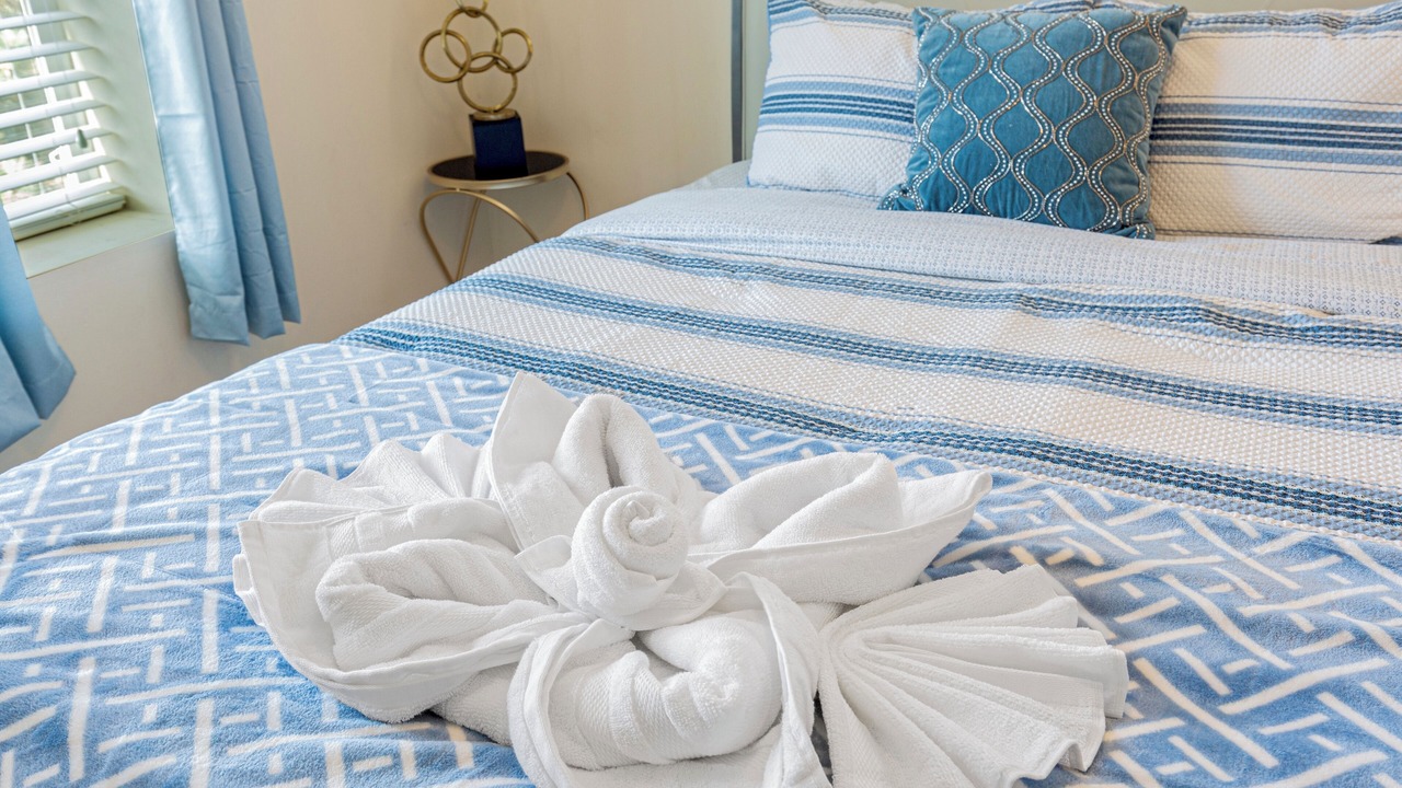 Photo of Bedroom in Martha Lake