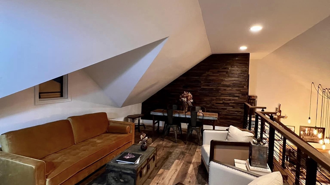 Photo of Livingroom in Eagle Creek