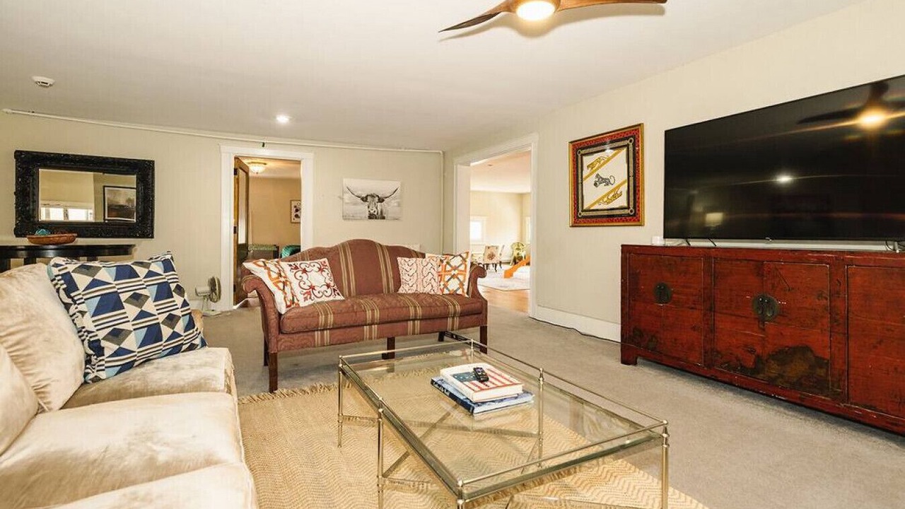 Photo of Livingroom in Cincinnati