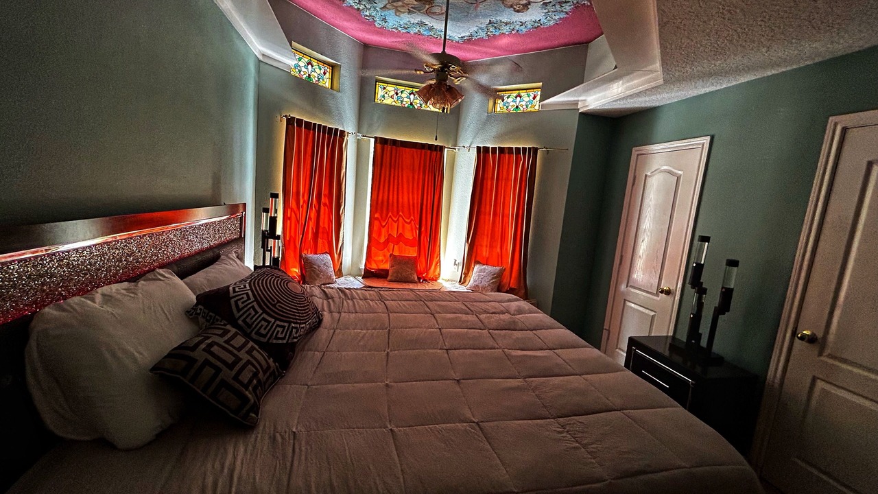 Photo of Bedroom in Alvin