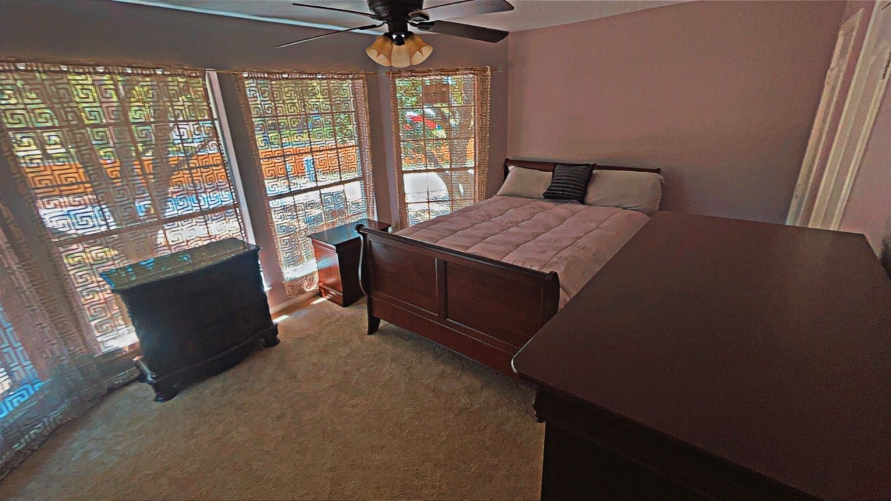 Photo of Bedroom in Alvin