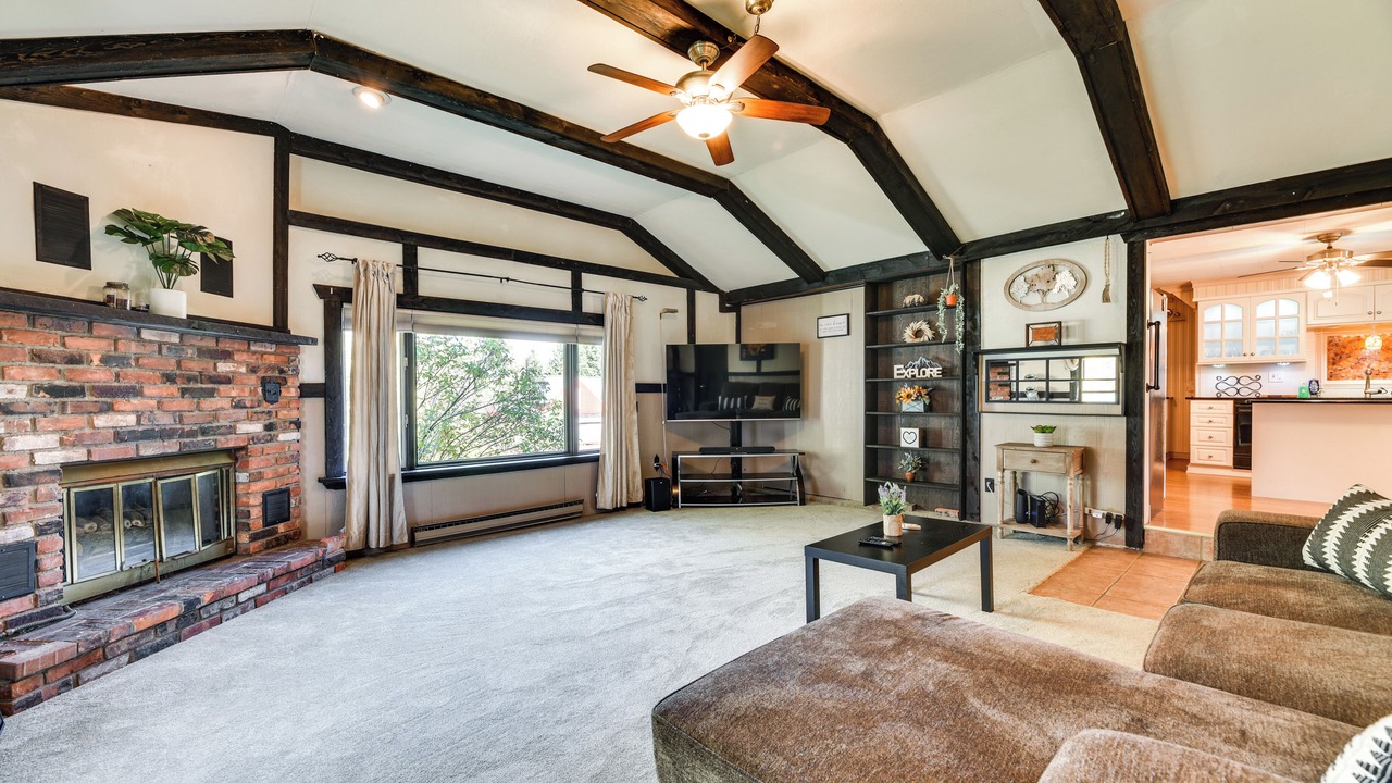 Photo of Livingroom in Lewiston