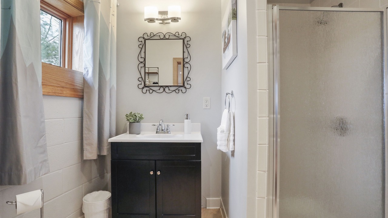 Photo of Bathroom in Berkeley Springs