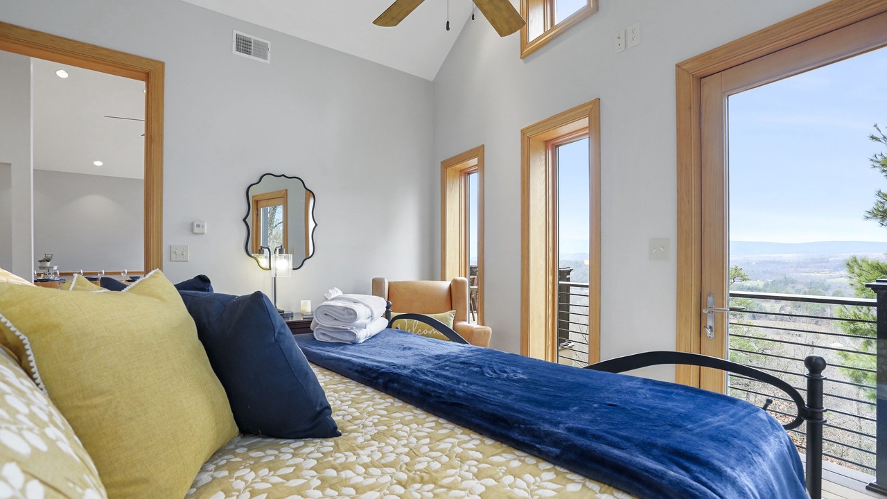 Photo of Bedroom in Berkeley Springs