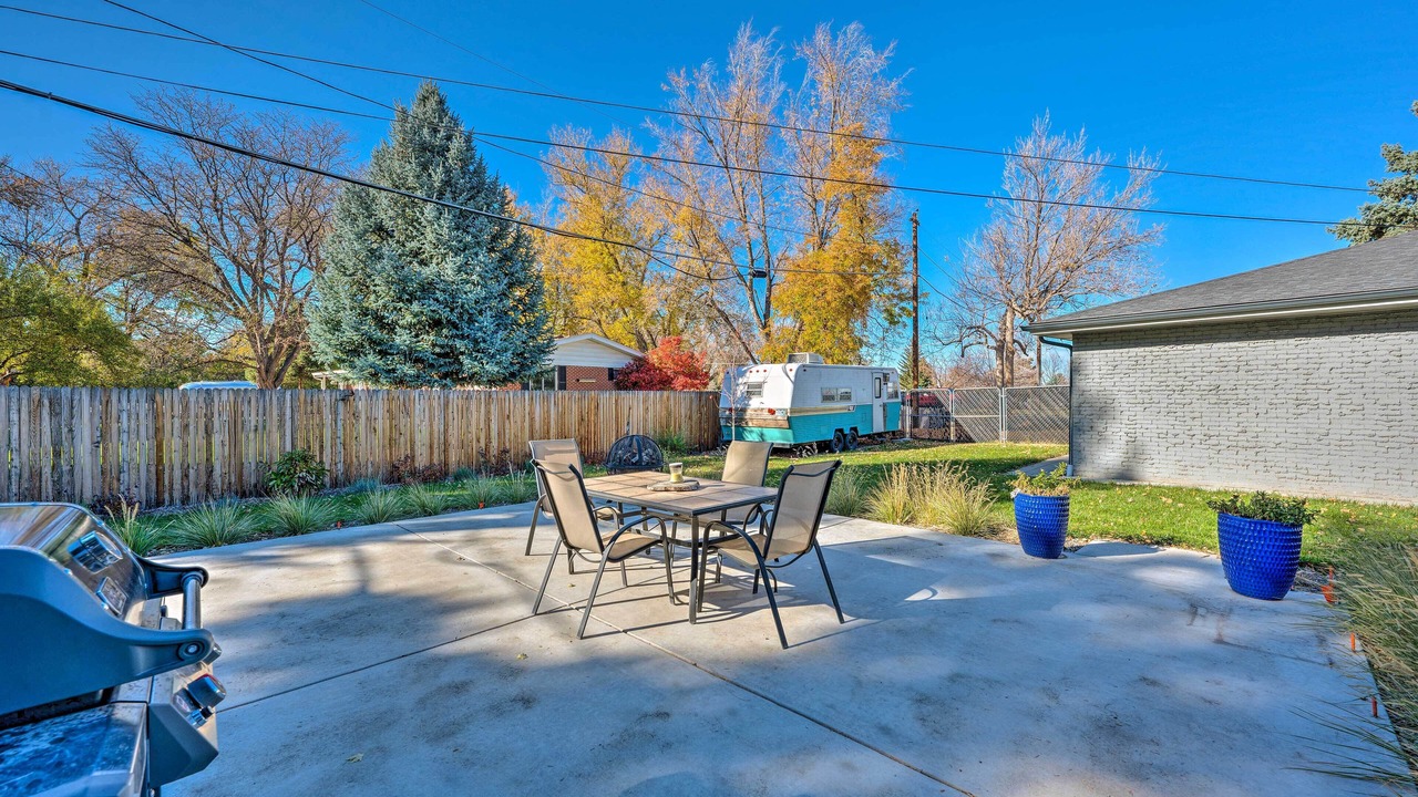 Photo of Outdoor in Club Crest