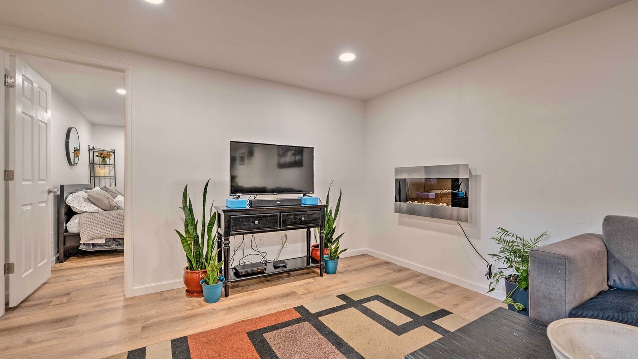 Photo of Livingroom in Club Crest