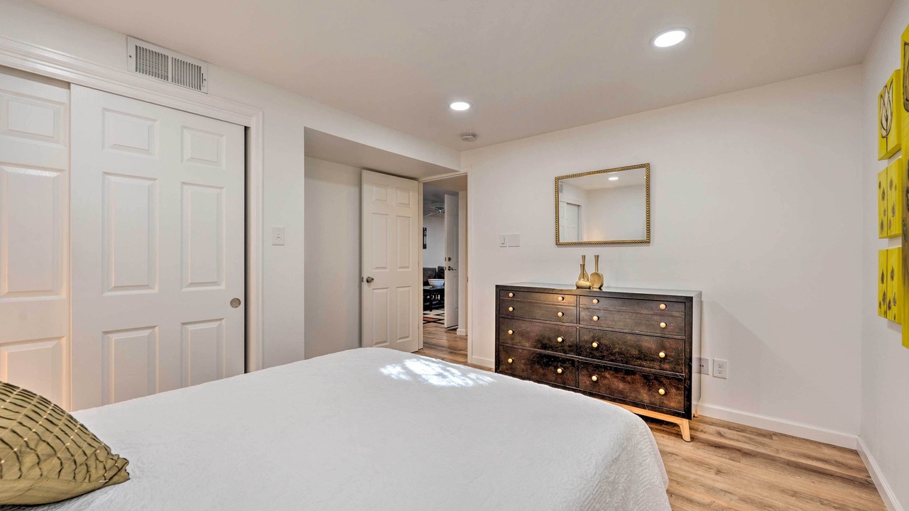 Photo of Bedroom in Club Crest