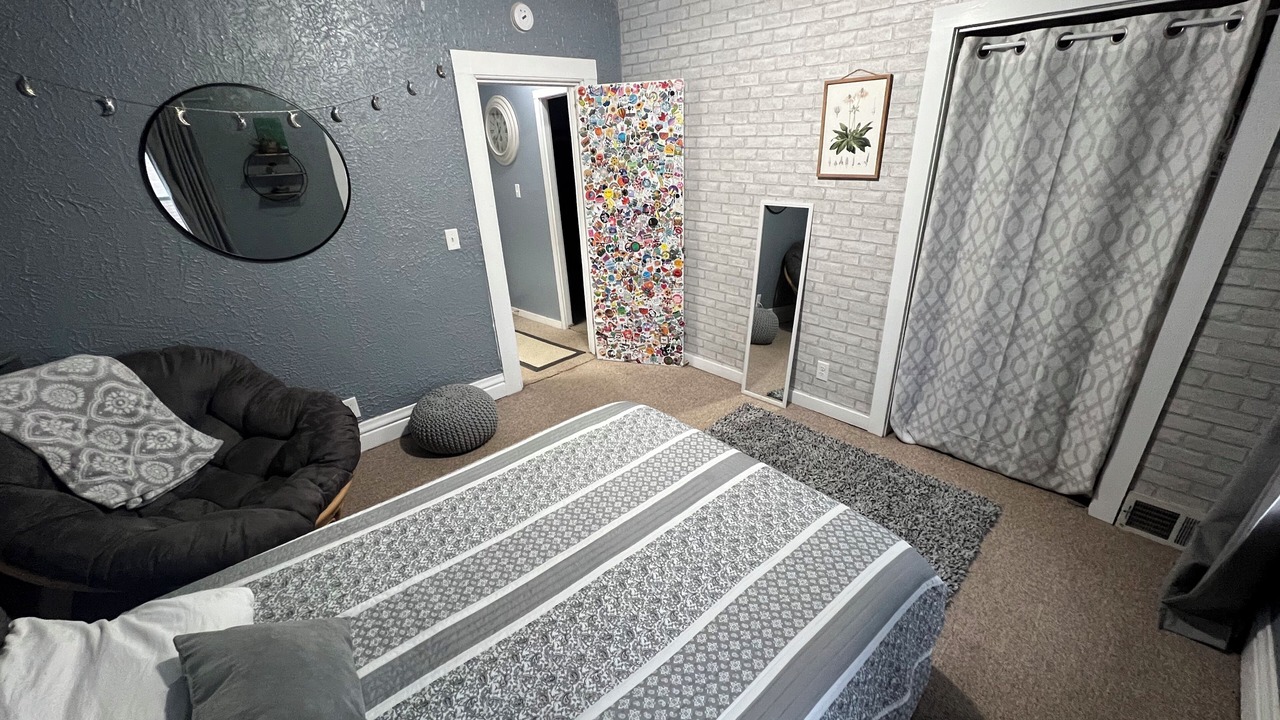 Photo of Bedroom in Vine