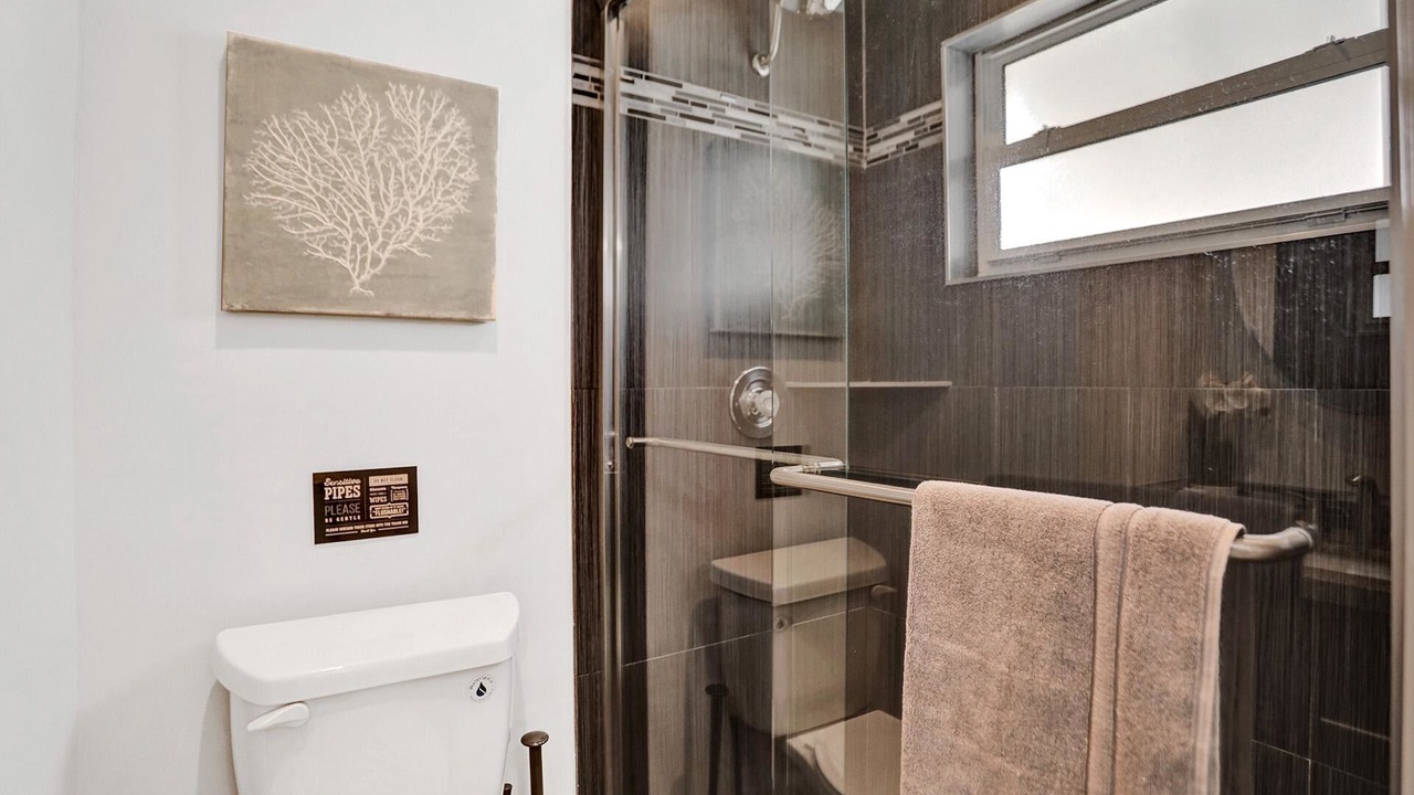 Photo of Bathroom in Lighthouse Point