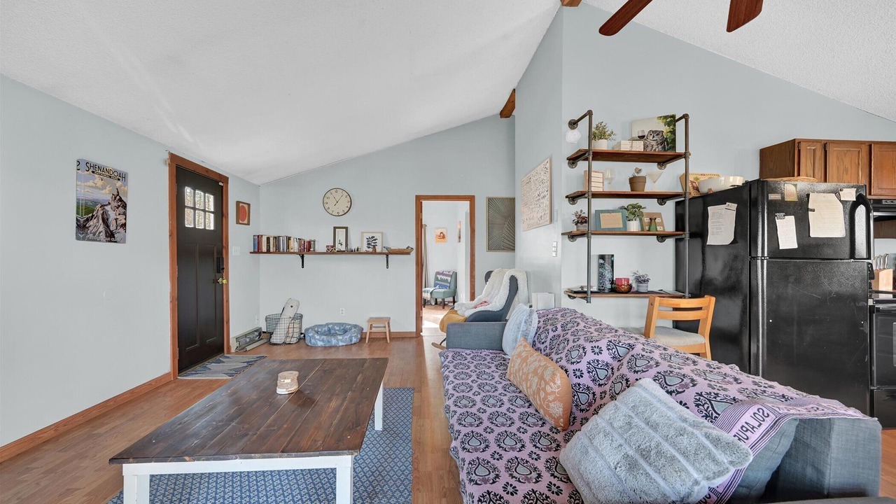 Photo of Livingroom in Ridgeway