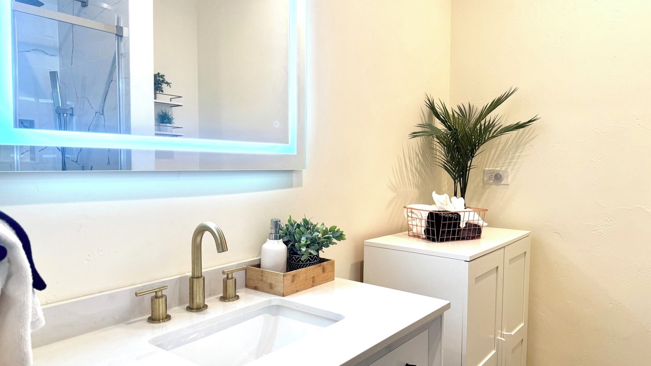 Photo of Bathroom in Cardinal Hills