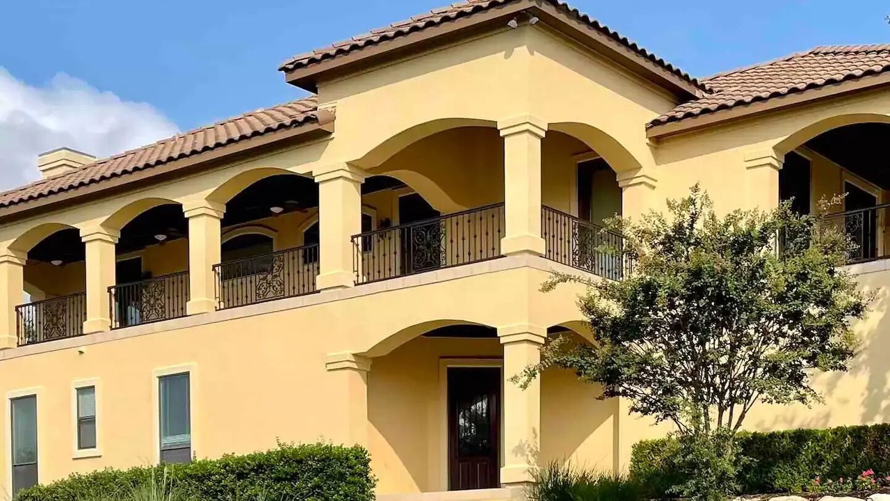 Photo of Patio Balcony in Cardinal Hills