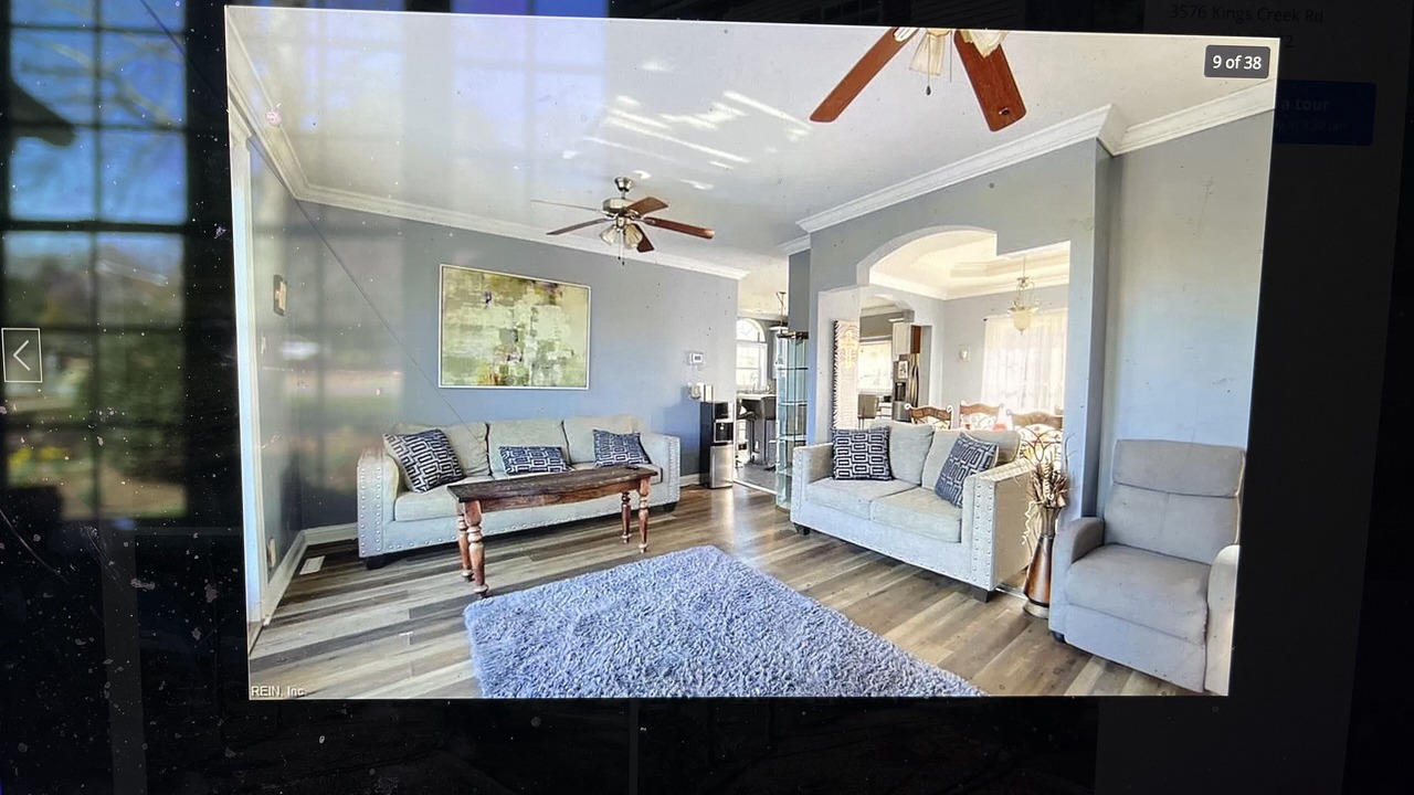 Photo of Livingroom in Severn