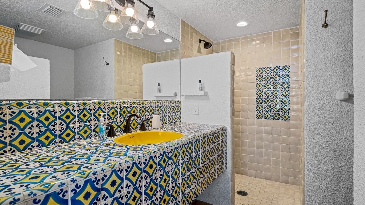 Photo of Bathroom in Key Allegro