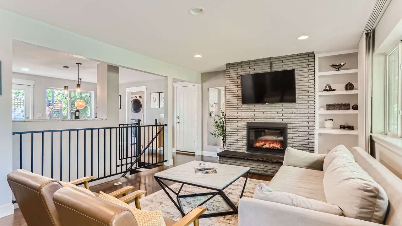 Photo of Livingroom in Alta Vista Area