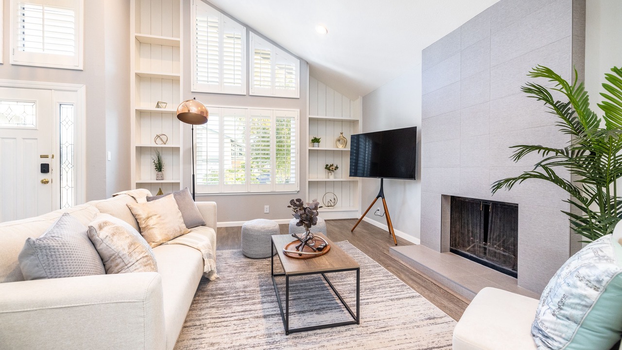 Photo of Livingroom in Foster City