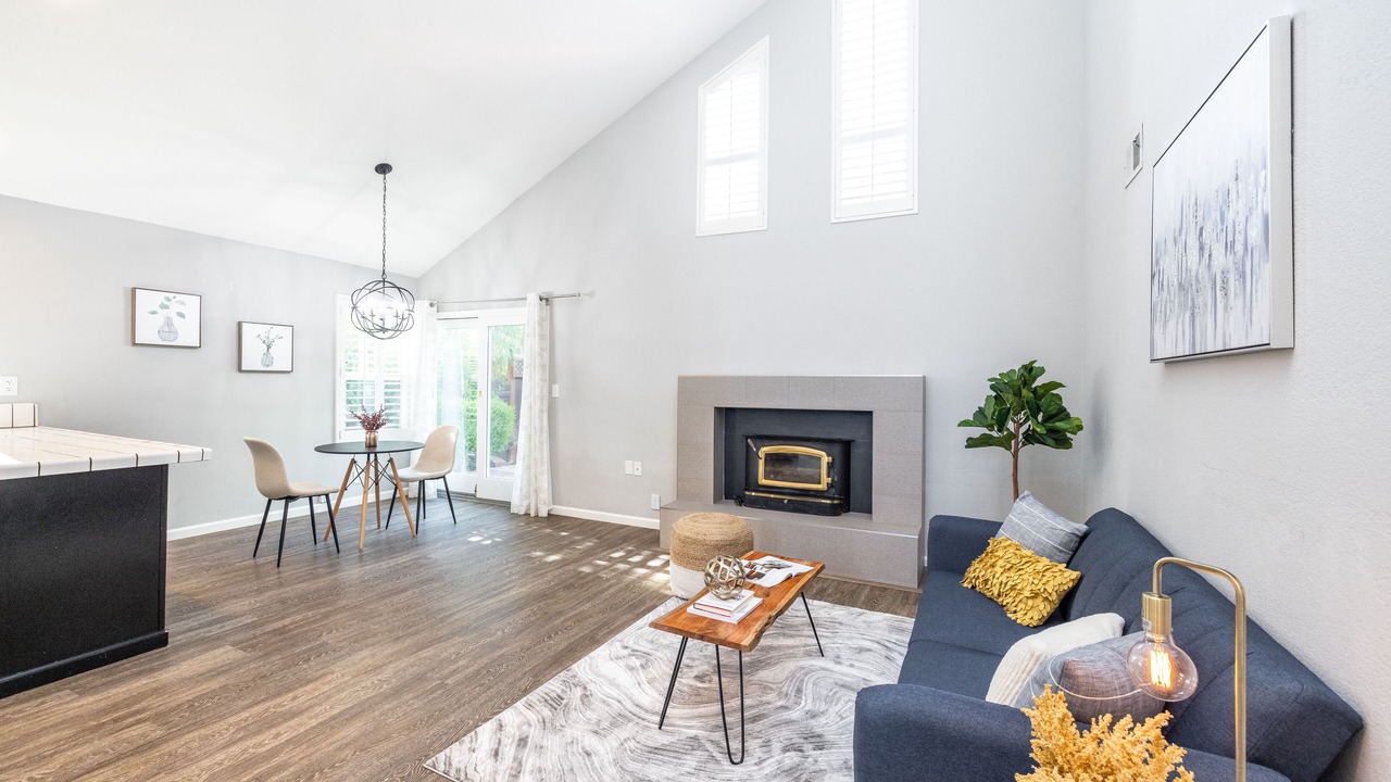 Photo of Livingroom in Foster City