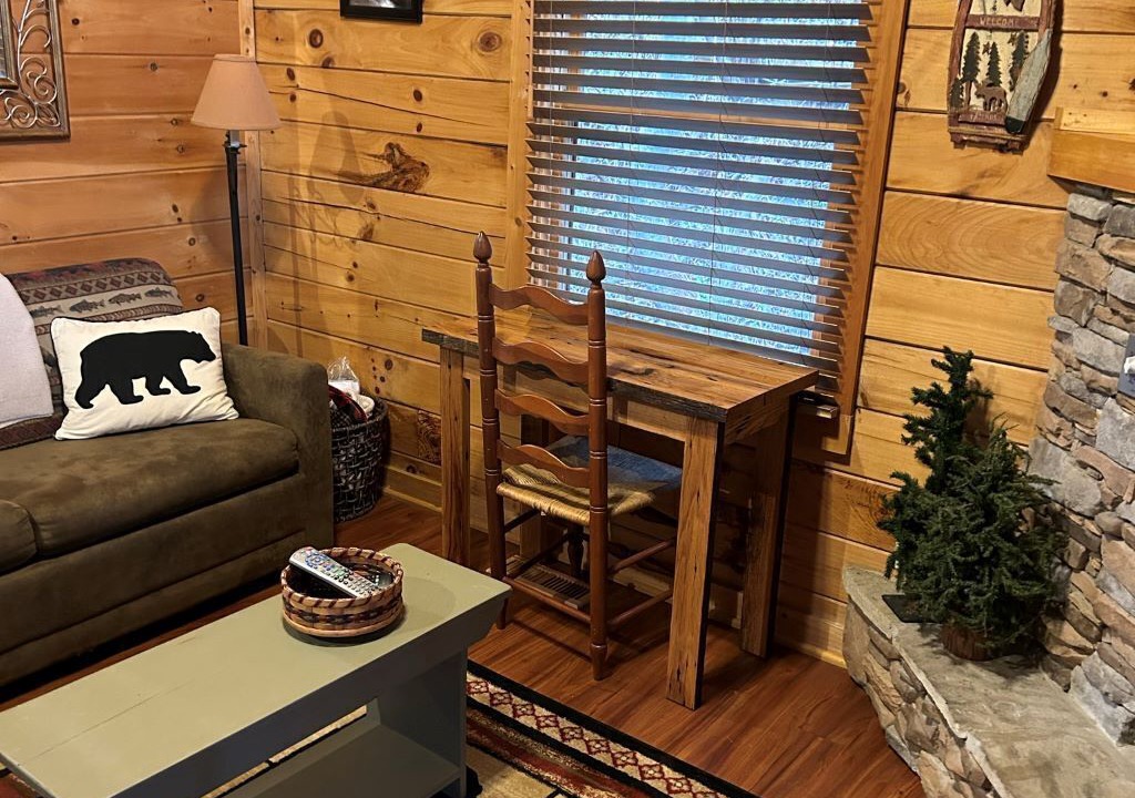 Photo of Livingroom in Black Bear Falls