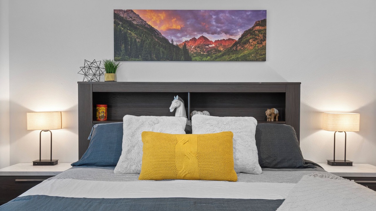 Photo of Bedroom in Dupont