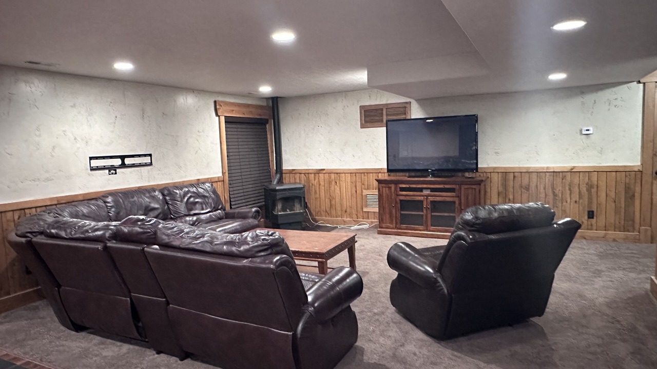 Photo of Livingroom in Utah County