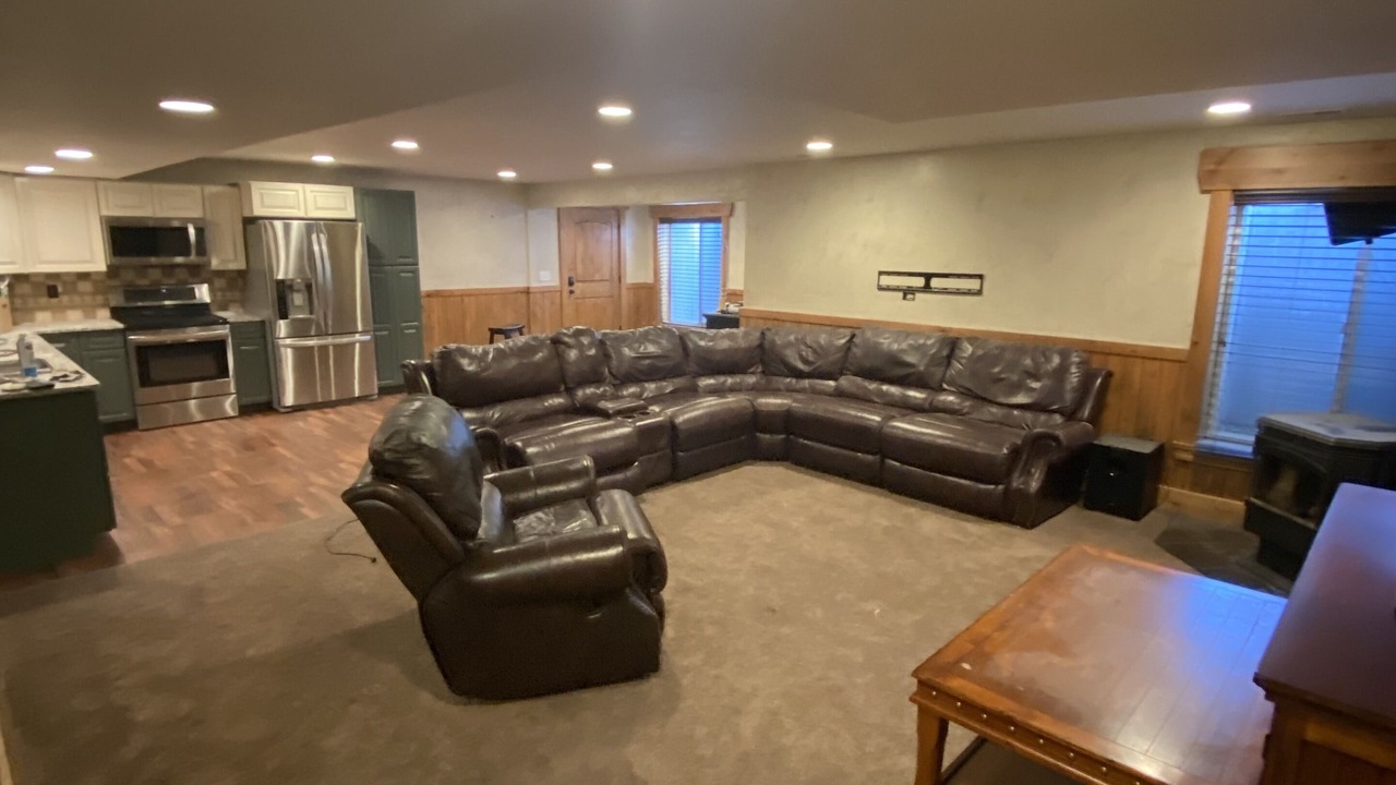 Photo of Livingroom in Utah County