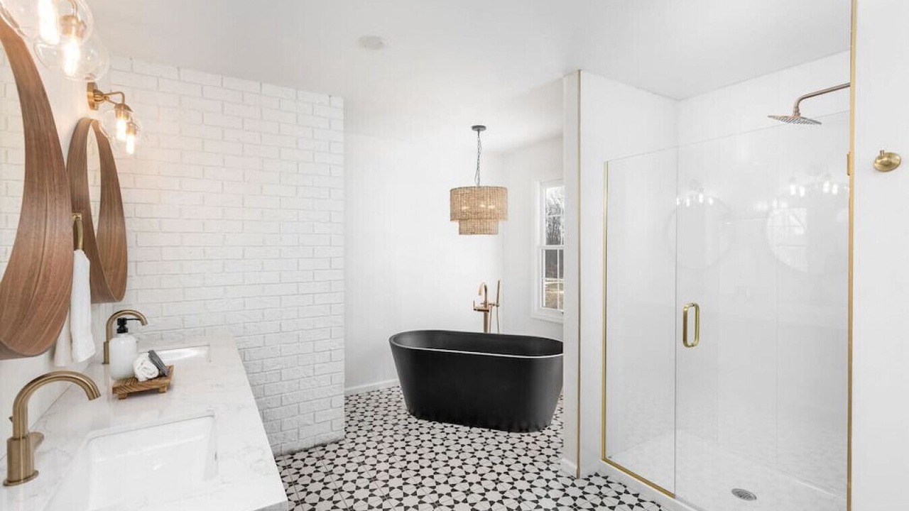 Photo of Bathroom in Logan