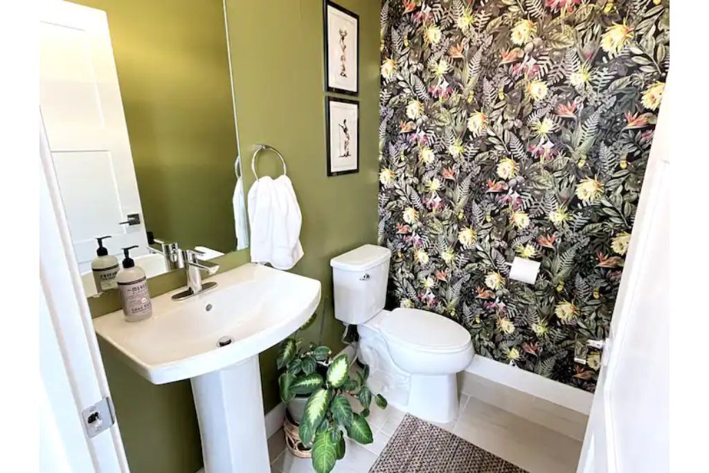 Photo of Bathroom in West Colfax