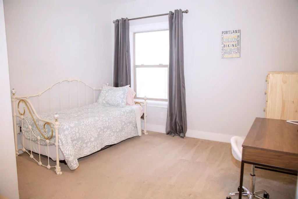 Photo of Bedroom in Alphabet Historic District