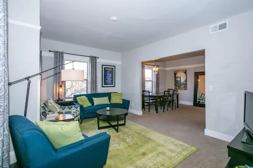 Photo of Livingroom in Alphabet Historic District