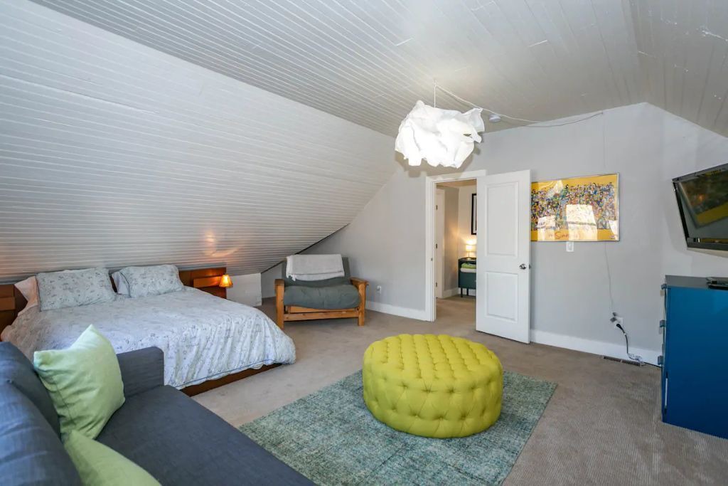 Photo of Bedroom in Alphabet Historic District