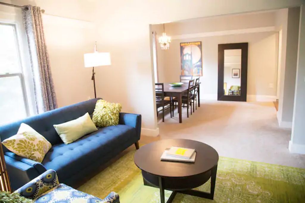 Photo of Livingroom in Alphabet Historic District