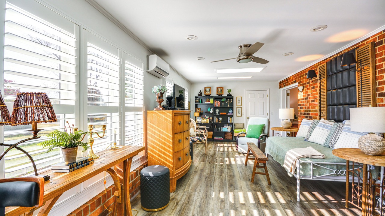 Photo of Livingroom in Mount Airy