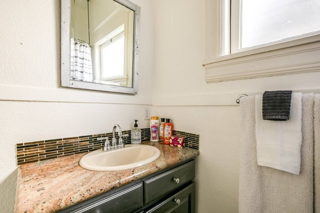 Photo of Bathroom in Central Boulder
