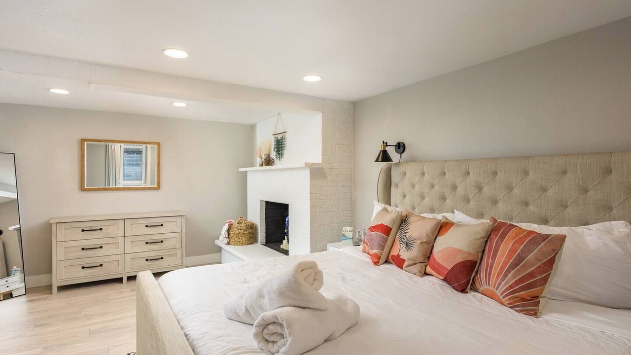 Photo of Bedroom in Berkley