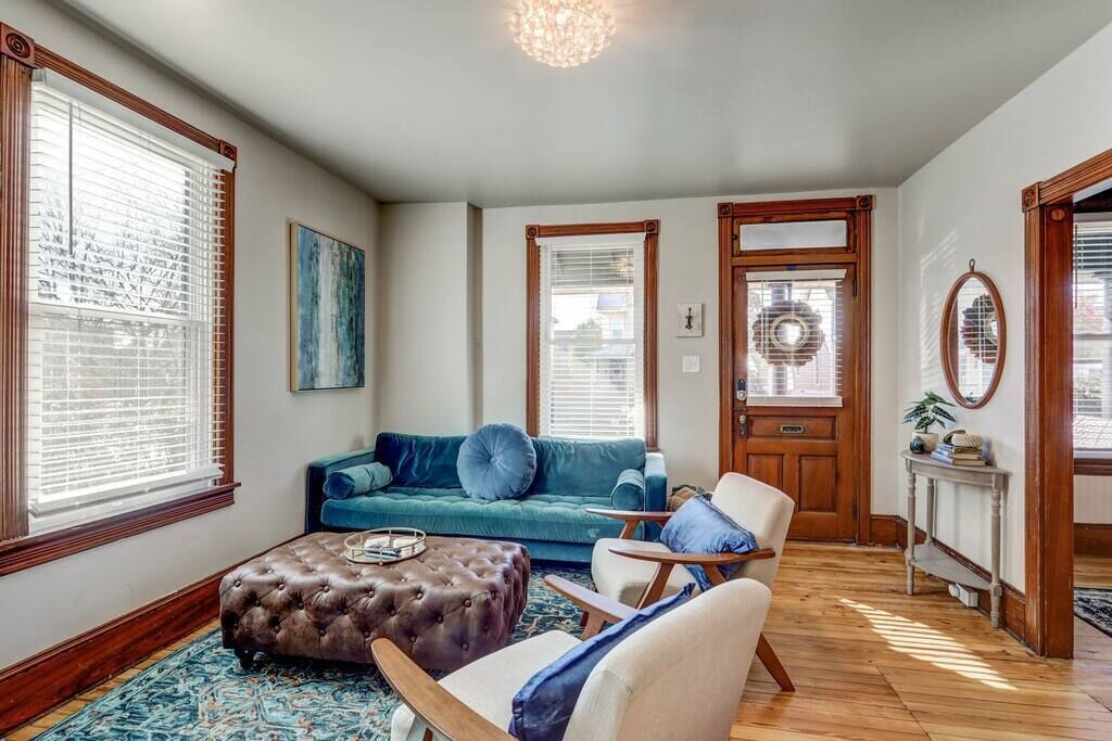 Photo of Livingroom in Mount Joy